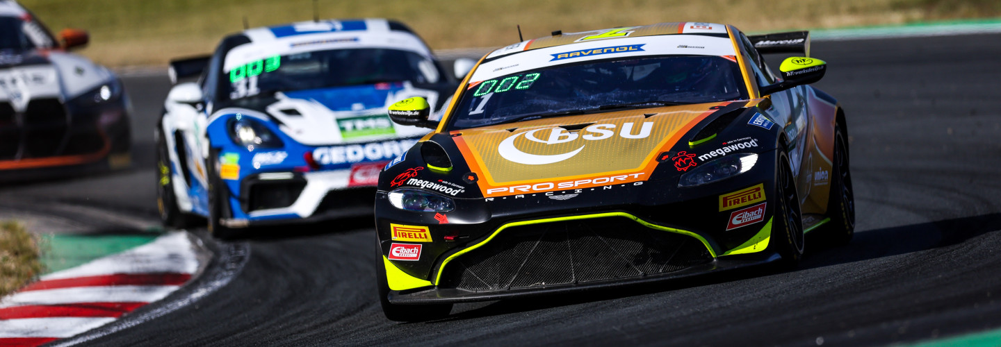Mercedes-AMG jagt Aston Martin: Titelduell beim ADAC GT4 Germany-Finale