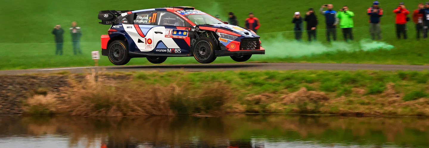 WRC-Stars Thierry Neuville und Seb Ogier kämpfen bei der Central European Rally um die Spitze