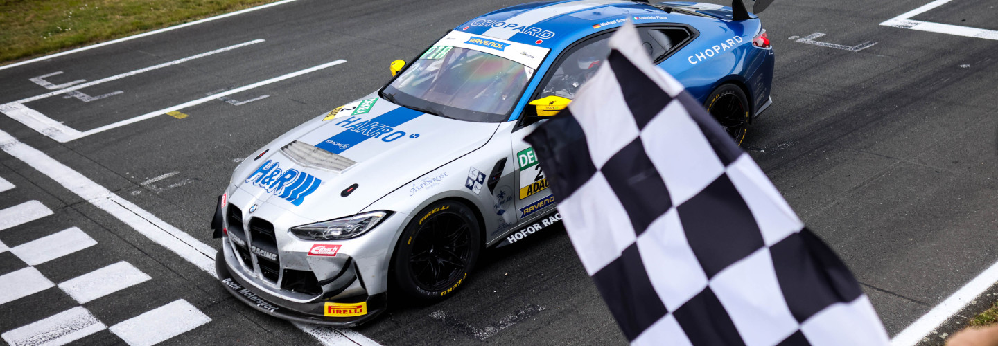Piana/Schrey fahren zum Doppelsieg beim Saisonauftakt der ADAC GT4 Germany in Oschersleben