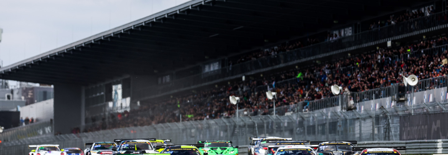 Startklar für die zweite Hälfte: ADAC GT Masters feiert Comeback in Spa-Francorchamps