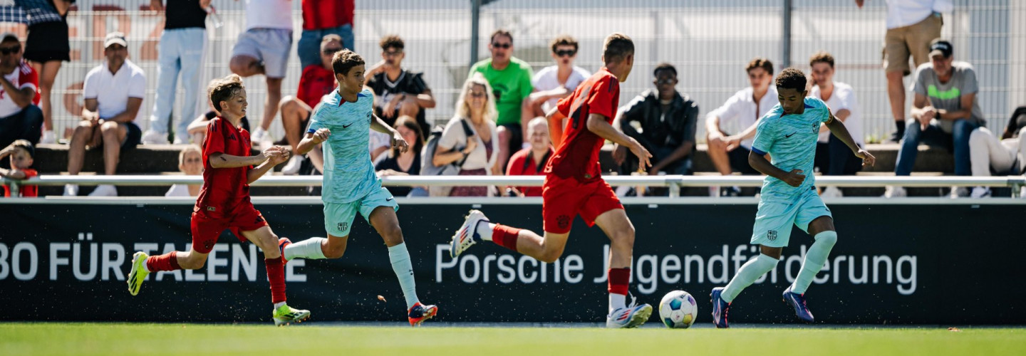 Fünfte Auflage des Porsche Fußball Cup: hochklassiger Nachwuchsfußball für die ganze Familie
