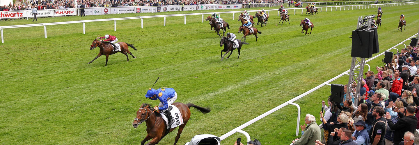 Derbysieger Fantastic Moon im Großen Preis von Baden