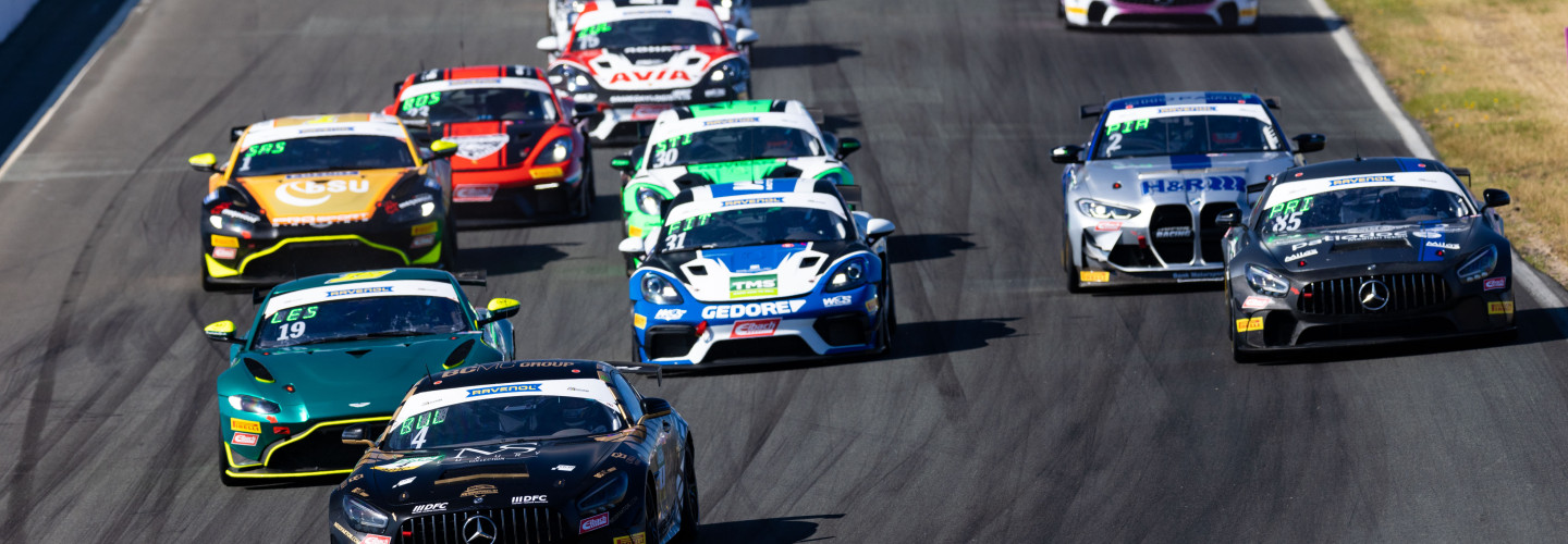 ADAC GT4 Germany begeistert am Nürburgring mit größtem Feld der Saison