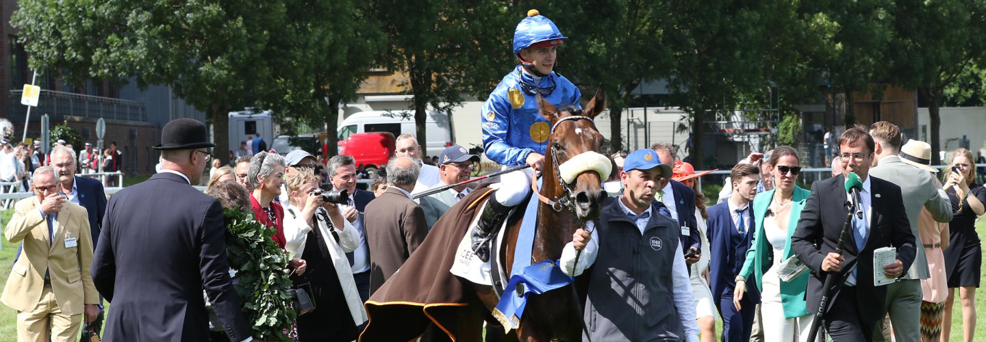 IDEE 155. Deutsches Derby: Palladium entscheidet den Krimi hauchdünn für sich