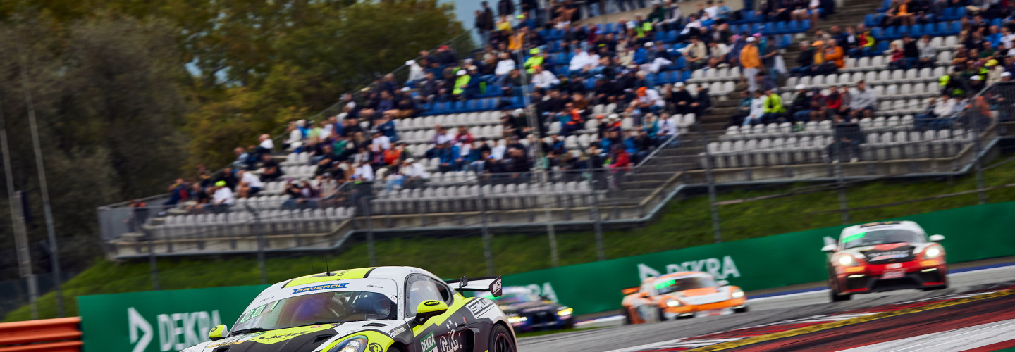 Debütsieg für Porsche-Duo Robinson/Kristensen in der ADAC GT4 Germany