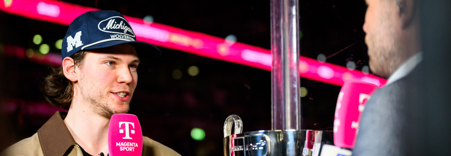 „Wahnsinn!“ Berlins Eric Mik schreibt Geschichte und führt dominante Eisbären zum ersten Match-Puck, Mannheim jetzt „mit dem Rücken zur Wand“ – Seider macht deutschen Fans WM-Hoffnung