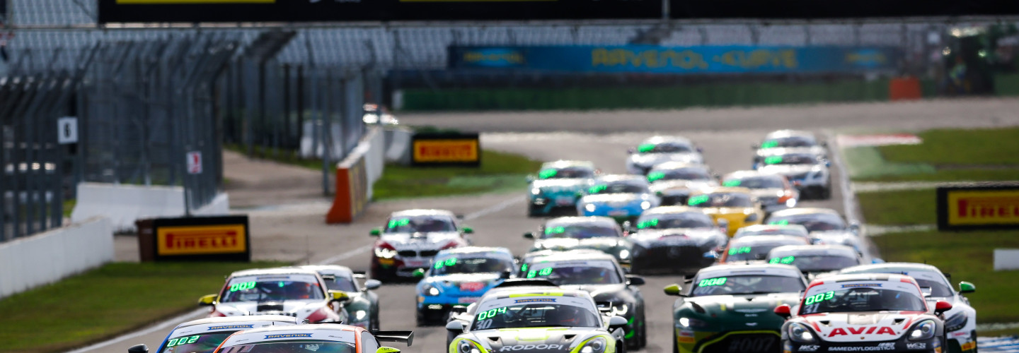SPORT1 zeigt 2023 Rekordfeld der ADAC GT4 Germany live im TV