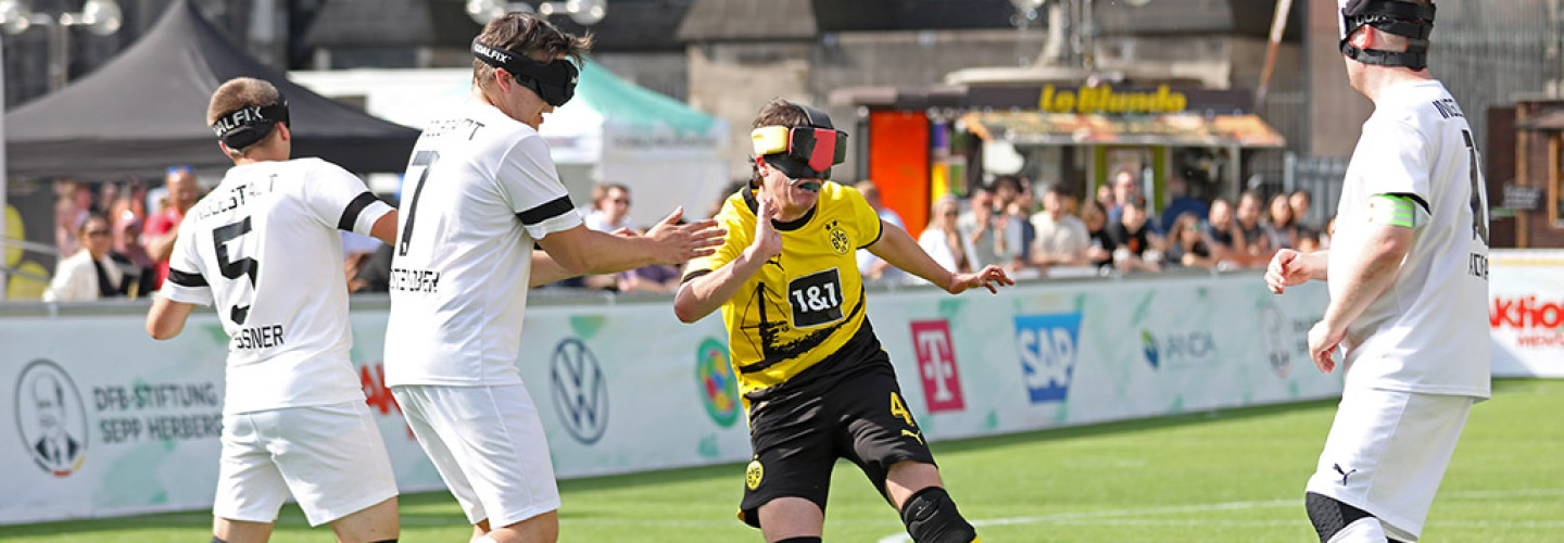 Finale der Blindenfußball-Bundesliga: Der Traum vom Titel lebt beim BVB